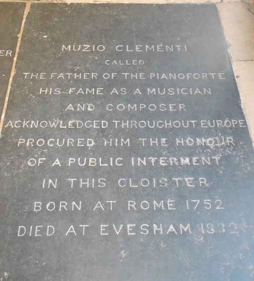 Tomba di Muzio Clementi (Di Menelik - Opera propria, CC BY-SA 4.0, https://commons.wikimedia.org/w/index.php?curid=38953949)