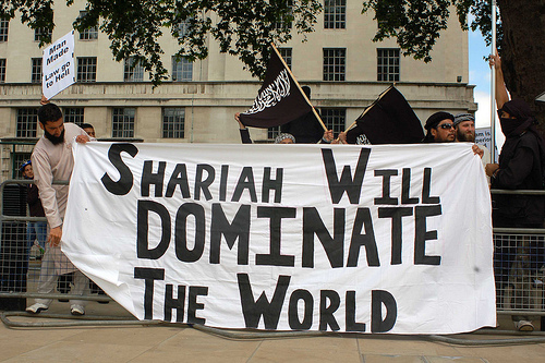 shariah-law-picture