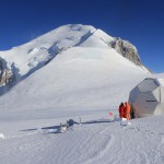 Tenda di Carotaggio presso il Col du Dome con vista sulla vetta del Monte Bianco(2)