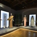 Bonaveri Manichini nella mostra di moda Hubert Guy De Givenchy